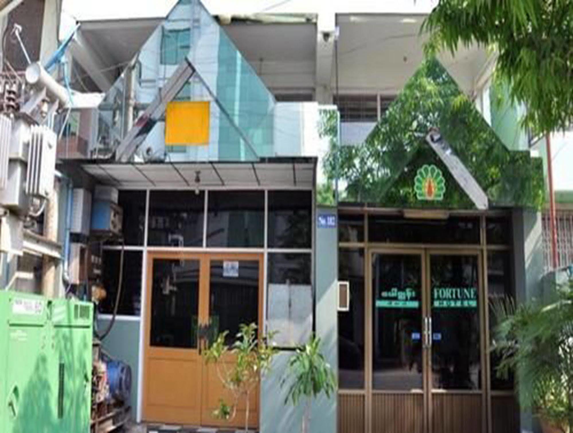 Fortune Hotel Mandalay Exterior photo